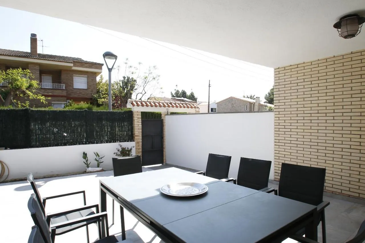 Casa Viena Vilafortuny كامبريلس إسبانيا